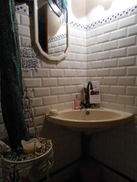 La Mezzanine Otel Amfroipret Oda fotoğraf