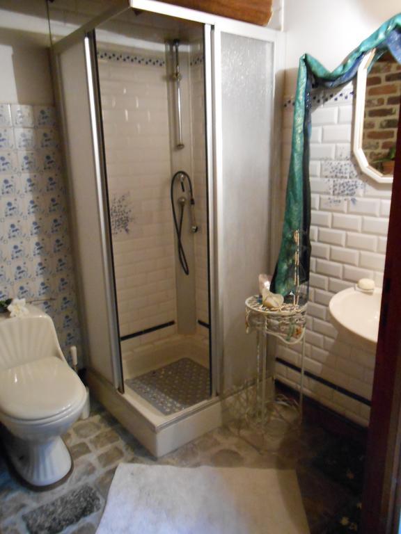 La Mezzanine Otel Amfroipret Oda fotoğraf